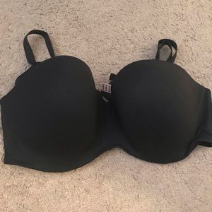 Bra strap less